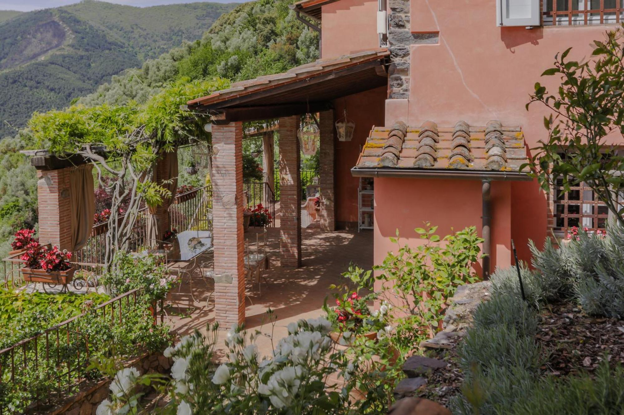 Villa Sii Felice Buti ภายนอก รูปภาพ